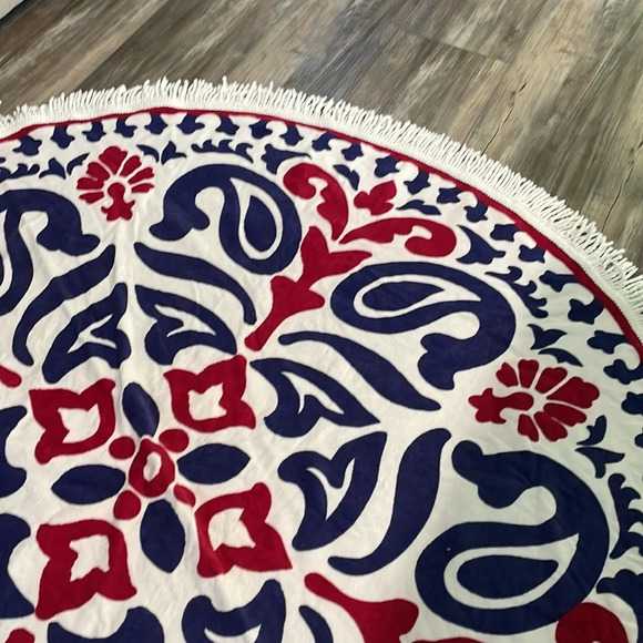 Round Picnic, Beach, Yoga Fringe Towel - Picture 3 of 4